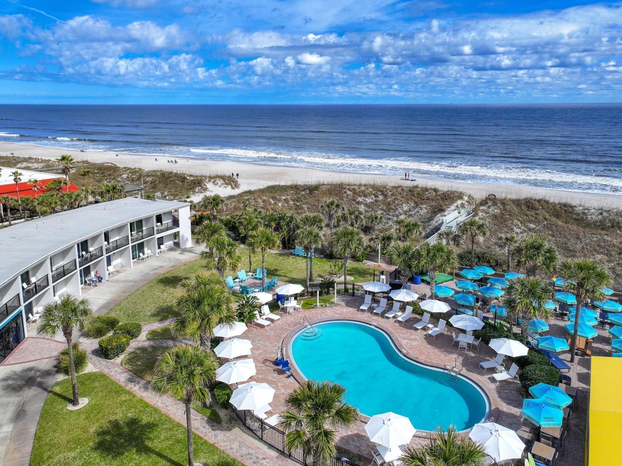 Seahorse Oceanfront Inn Neptune Beach Buitenkant foto
