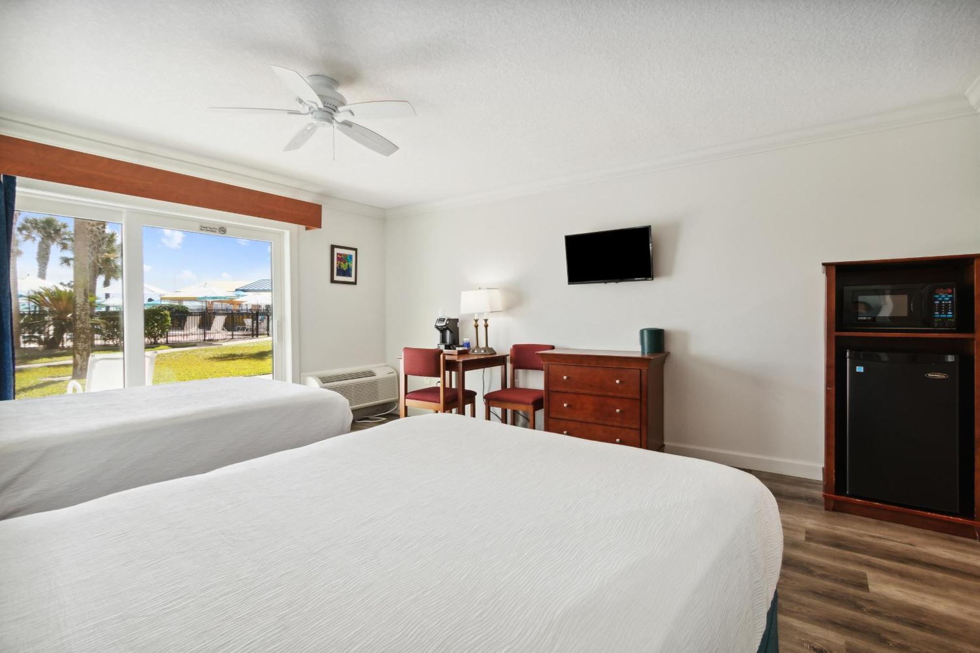 Seahorse Oceanfront Inn Neptune Beach Buitenkant foto