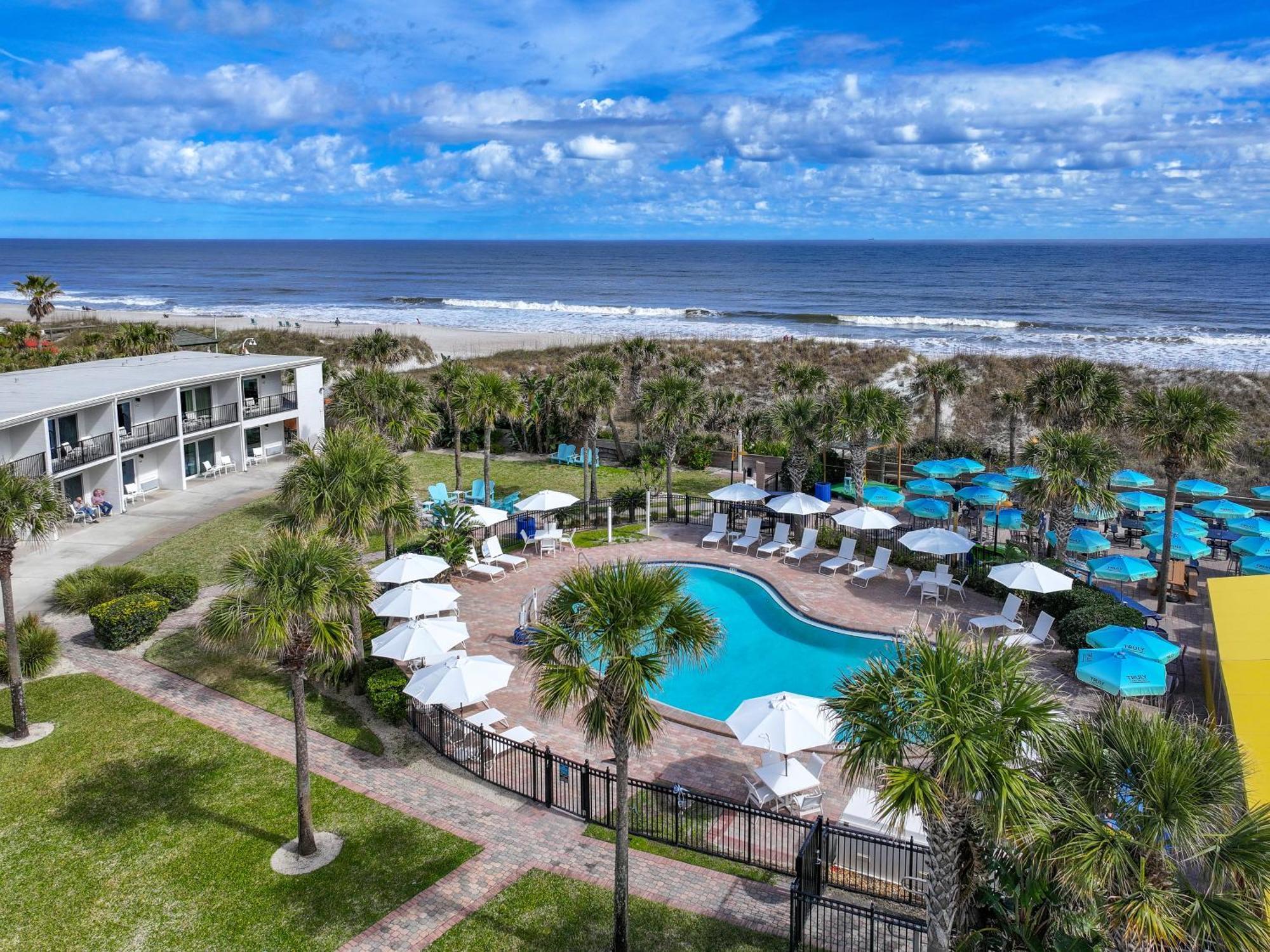 Seahorse Oceanfront Inn Neptune Beach Buitenkant foto